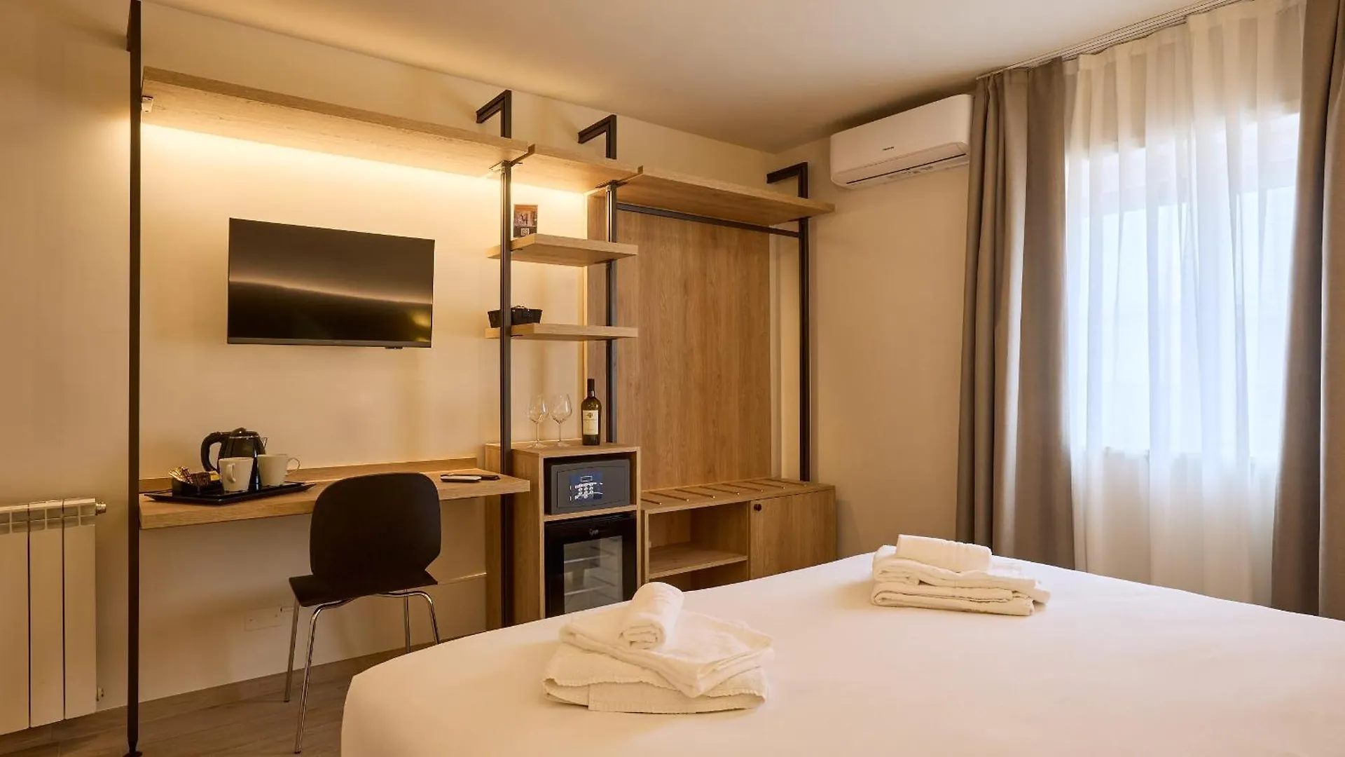 Relais Tiburtina Bed & Breakfast Rome 2*,  Italy