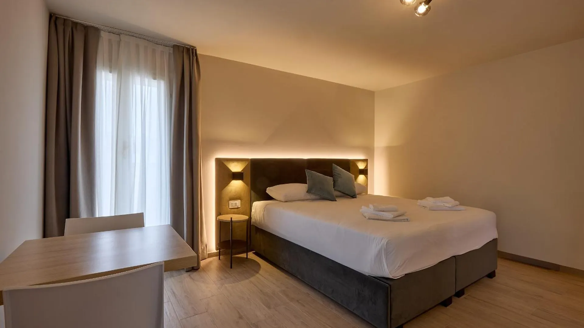 Relais Tiburtina Bed & Breakfast Rome