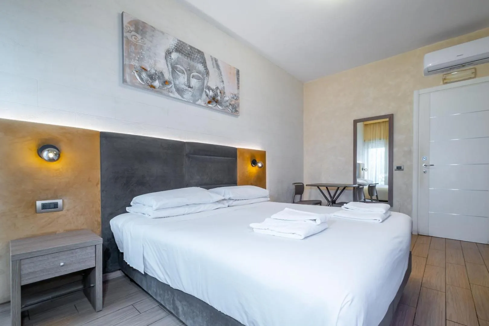 Relais Tiburtina Bed & Breakfast Rome 2*,  Italy