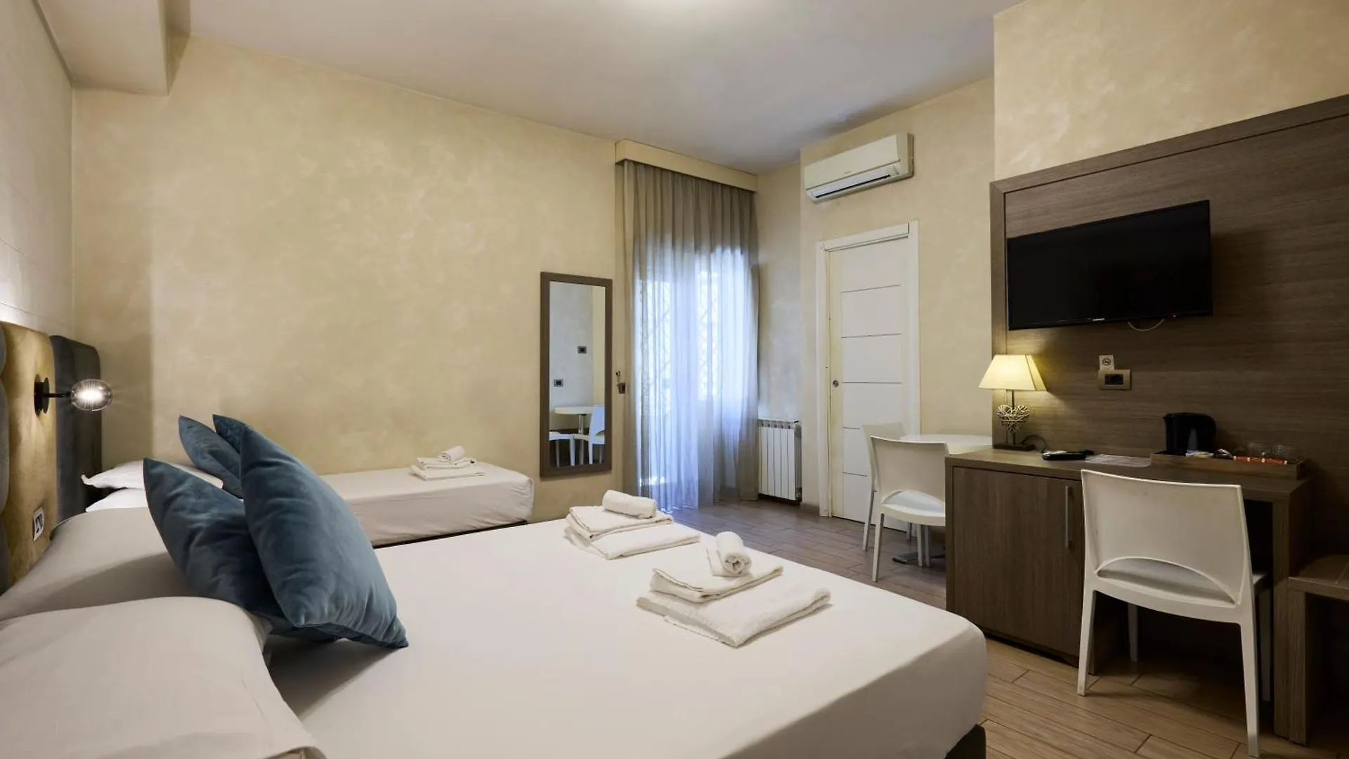 **  Relais Tiburtina Bed & Breakfast Rome Italy