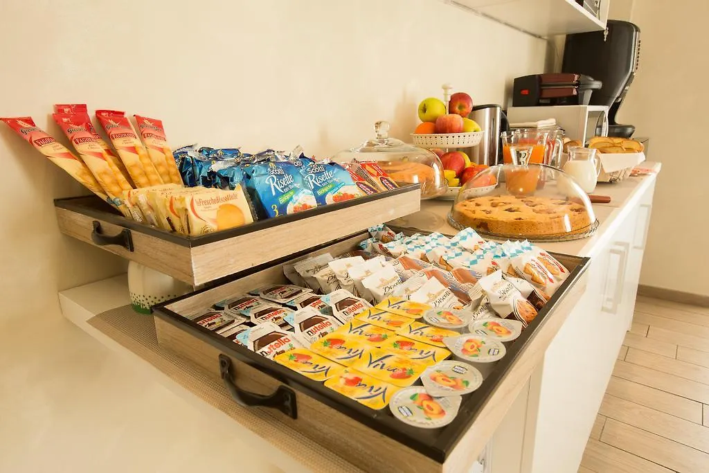 Relais Tiburtina Bed & Breakfast Rome